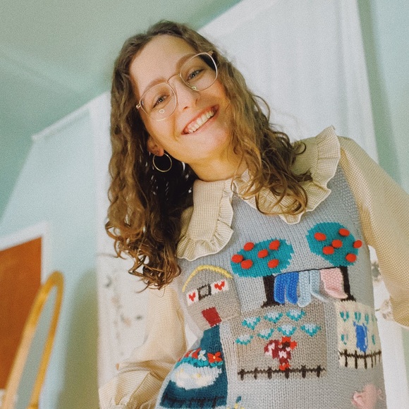 Meet the Posher - Picture 3 of 5